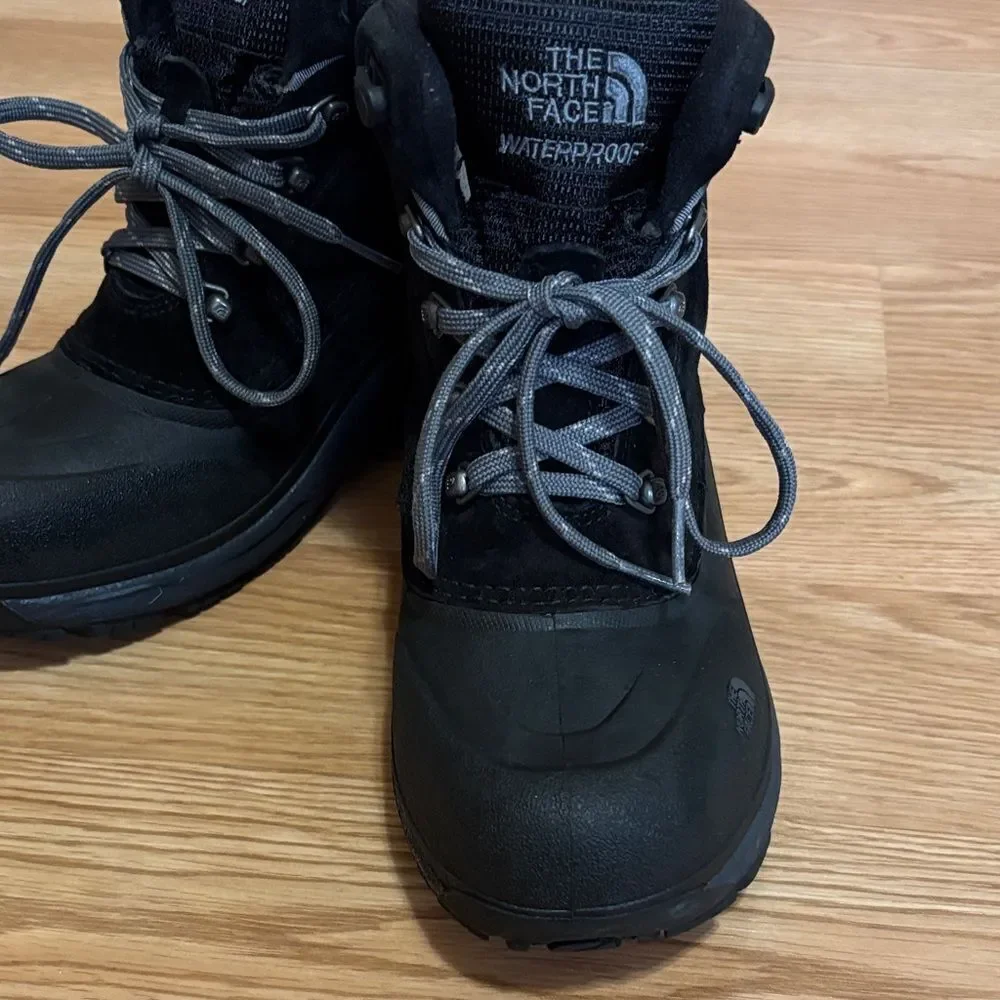 THE NORTH FACE CHILKAT WATERPROOF BOOTS